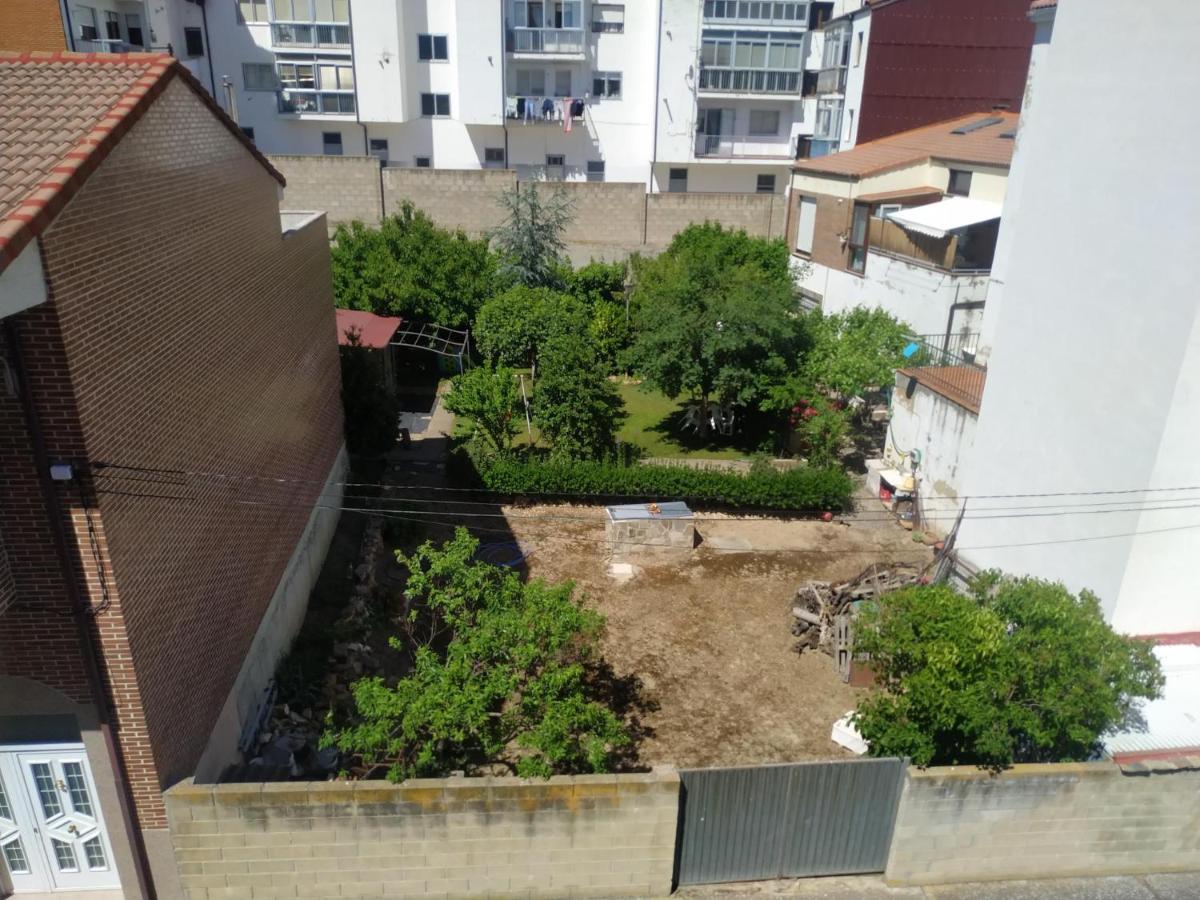 Edificio Valles Del Lupulo Асторга Экстерьер фото